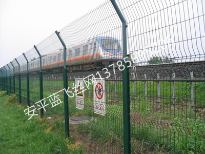 鐵路護(hù)欄網(wǎng)-1.jpg